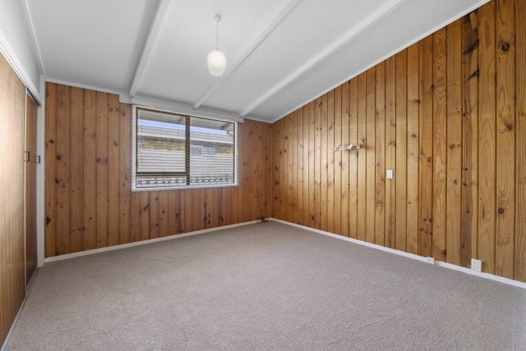 Photo of property in 14 Walsh Road, Westown, New Plymouth, 4310