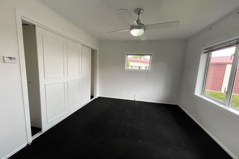 Photo of property in 13 Omana Road, Papatoetoe, Auckland, 2025