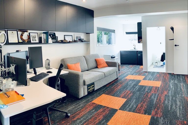 Photo of property in 43 Russleigh Drive, Dinsdale, Hamilton, 3204