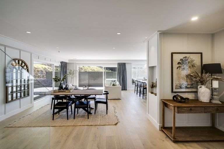 Photo of property in 71 Oak Road, Poraiti, Napier, 4112