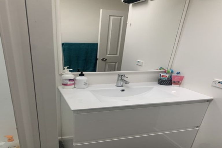 Photo of property in 2/62 Matipo Street, Riccarton, Christchurch, 8041