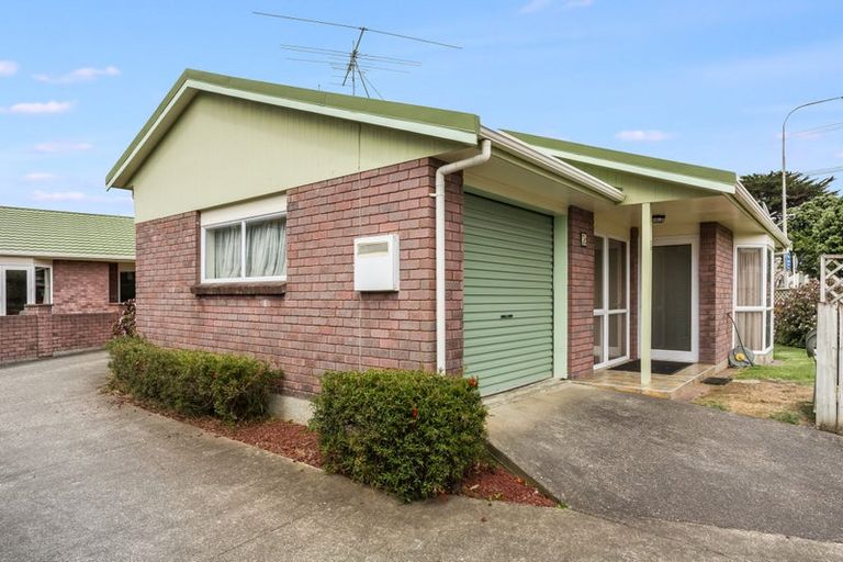 Photo of property in 2c James Street, Plimmerton, Porirua, 5026