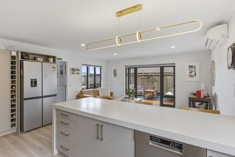 Photo of property in 90 Regent Drive, Paraparaumu Beach, Paraparaumu, 5032