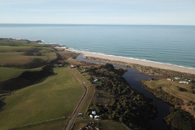 Photo of property in 168 Chrystalls Beach Road, Glenledi, Milton, 9292