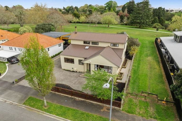 Photo of property in 10 Jellicoe Drive, Hamilton East, Hamilton, 3216