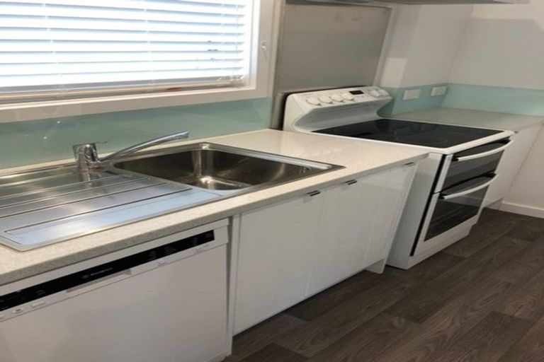 Photo of property in 6 Stowe Hill, Thorndon, Wellington, 6011