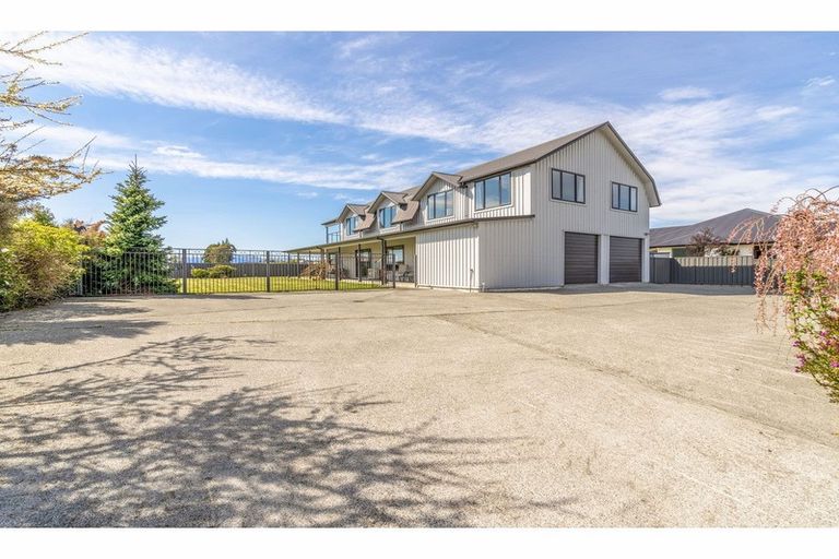 Photo of property in 18 Acheron Way, Te Anau, 9600