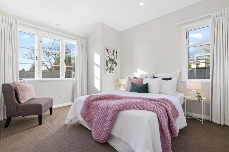 Photo of property in 51 Burrow Road, Pukekohe, 2120