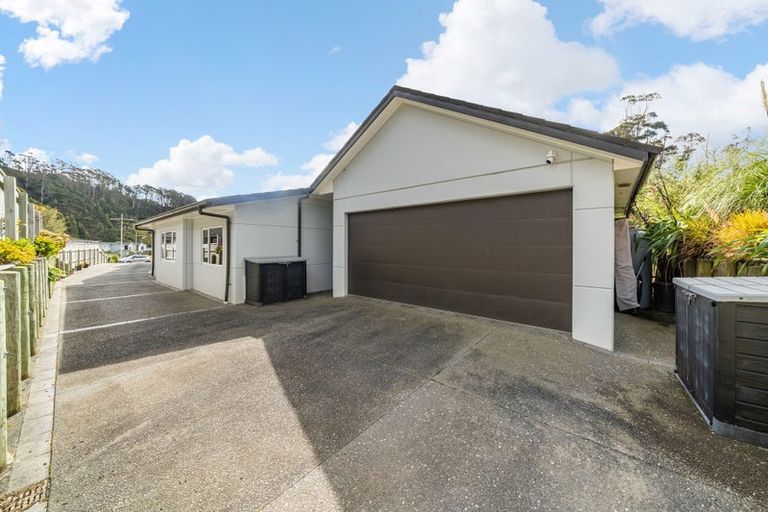 Photo of property in 62 Banks Boulevard, Whitby, Porirua, 5024