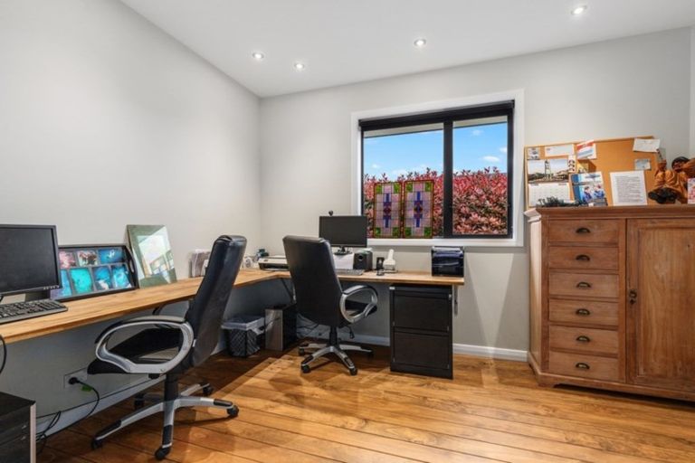 Photo of property in 8 Mountain View Road, Te Aroha, 3320