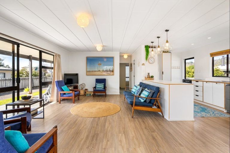 Photo of property in 215a Papanui Road, Whangamata, 3620