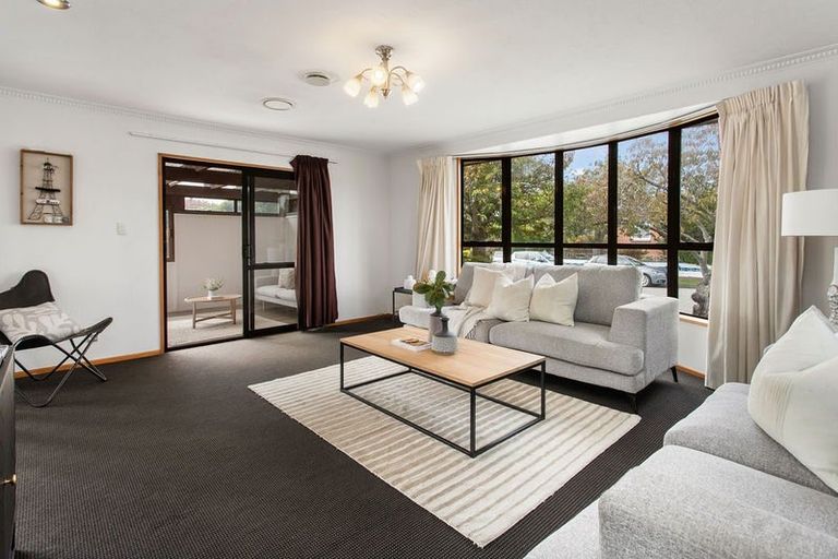 Photo of property in 11 Dunster Street, Burnside, Christchurch, 8053