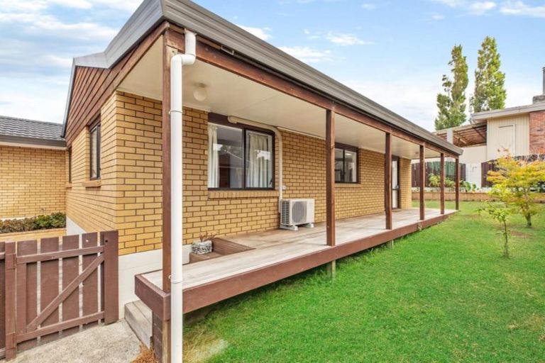 Photo of property in 3/68 View Road, Henderson, Auckland, 0612