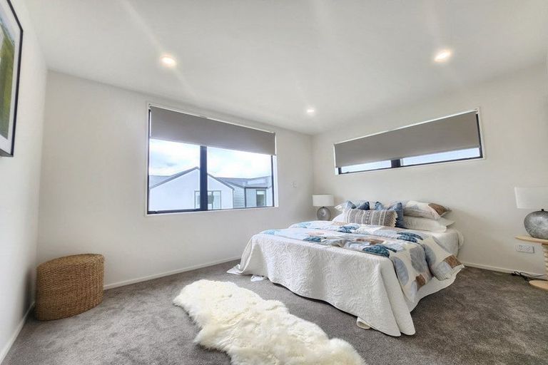 Photo of property in 15 Matterhorn Crescent, Northpark, Auckland, 2013