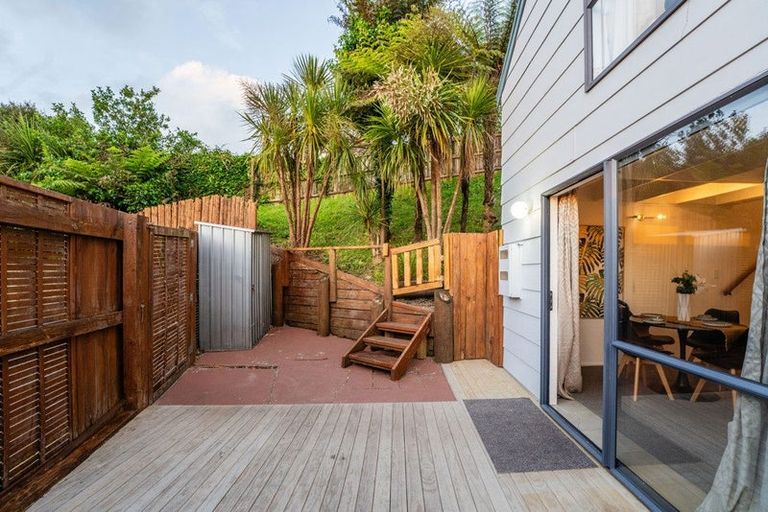 Photo of property in 1/147 Spinella Drive, Bayview, Auckland, 0629