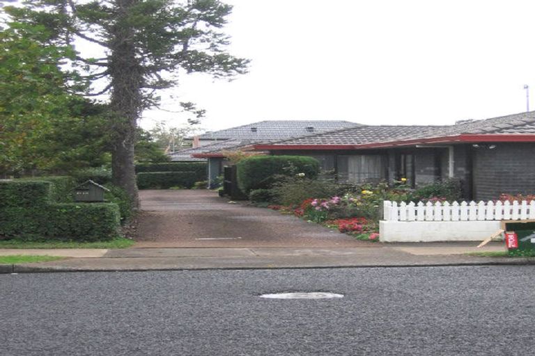 Photo of property in 1/173 Motatau Road, Papatoetoe, Auckland, 2025