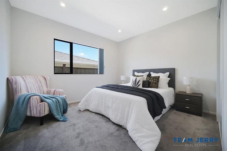 Photo of property in 1 Archibald Lane, Opaheke, Papakura, 2113