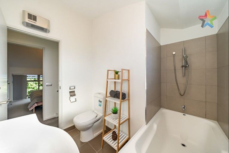 Photo of property in 2a/10 Park Avenue, Epuni, Lower Hutt, 5011