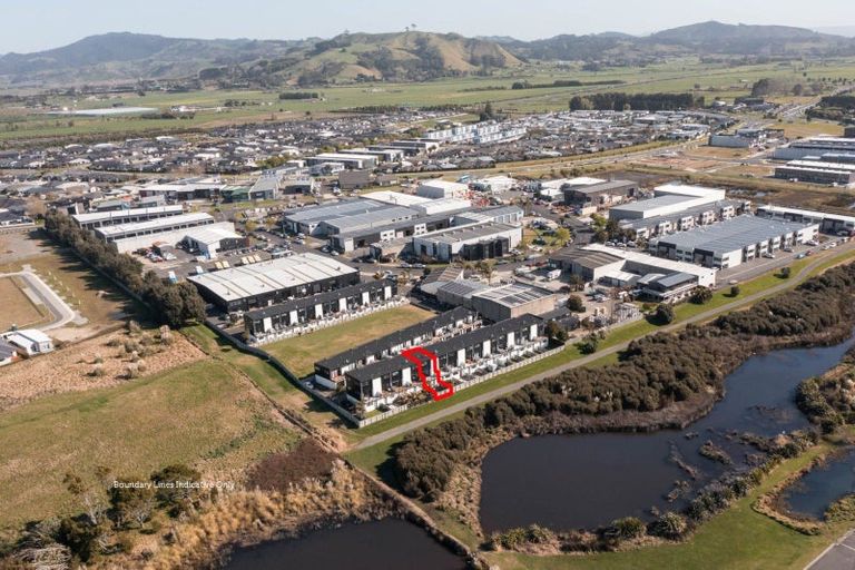 Photo of property in 10/22 Ashley Place, Papamoa Beach, Papamoa, 3118