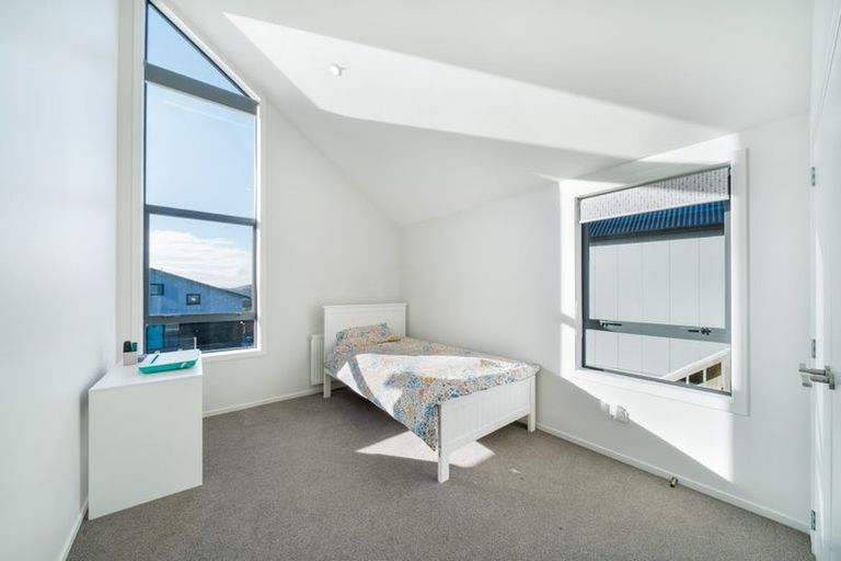 Photo of property in 15 Lemonwood Way, Woodridge, Wellington, 6037