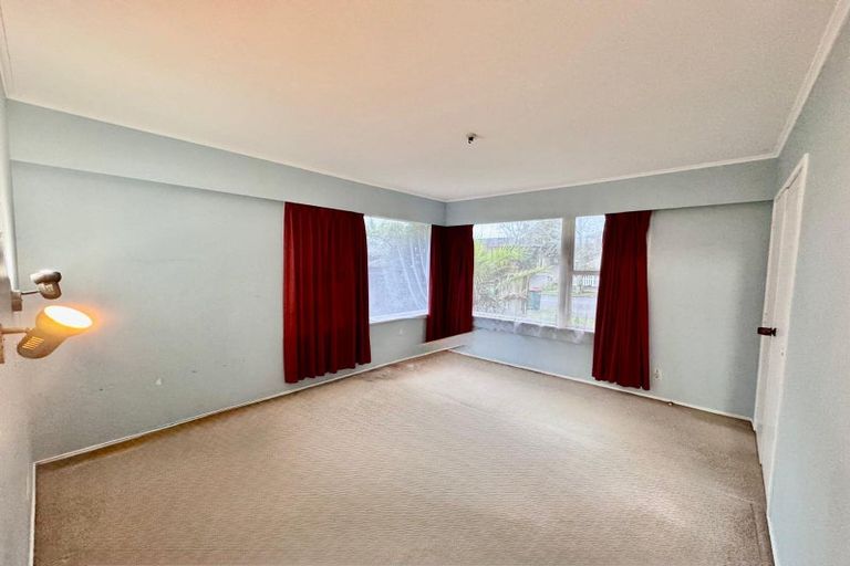 Photo of property in 18 Harford Place, Pakuranga Heights, Auckland, 2010