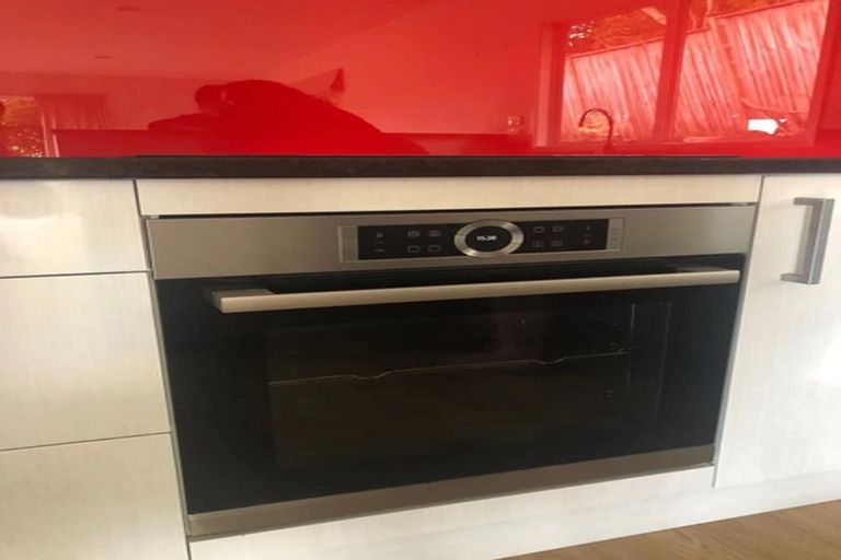 Photo of property in 1/48 Noeleen Street, Glenfield, Auckland, 0629