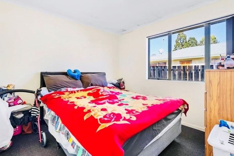Photo of property in 15 Josie Lane, Manurewa, Auckland, 2102