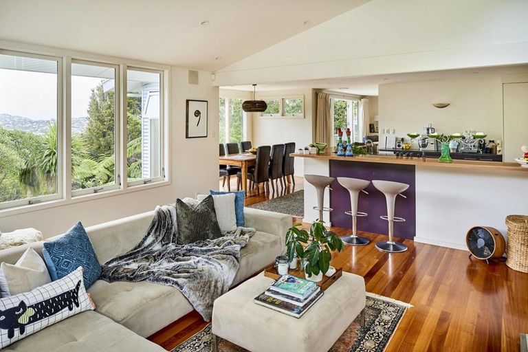 Photo of property in 102 Heke Street, Ngaio, Wellington, 6035