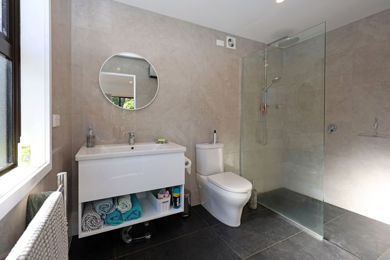 Photo of property in 11 Leven Street, South Hill, Oamaru, 9400