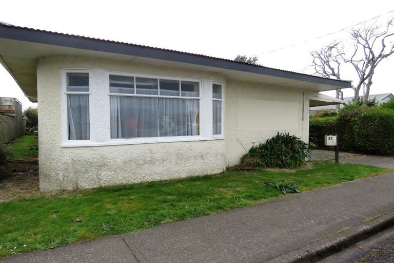 Photo of property in 31 Brougham Street, Westport, 7825