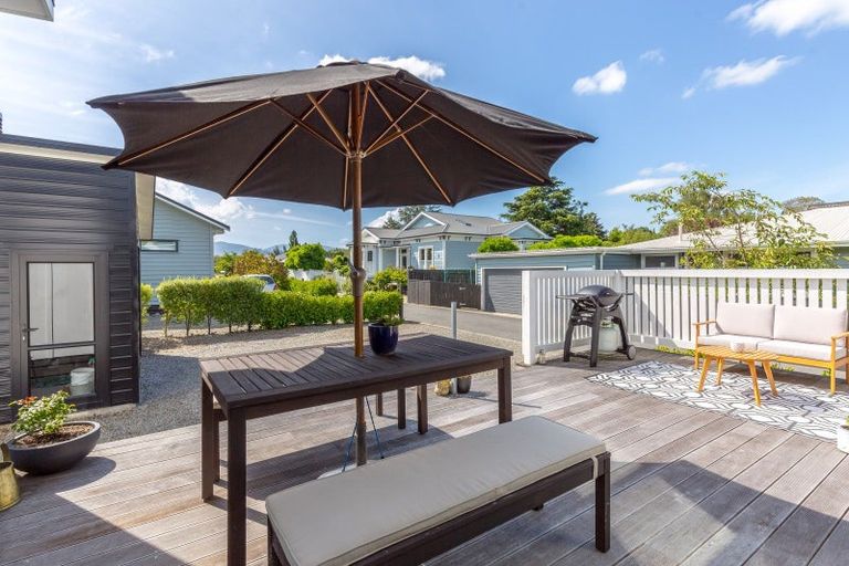 Photo of property in 24 Kempton Street, Greytown, 5712