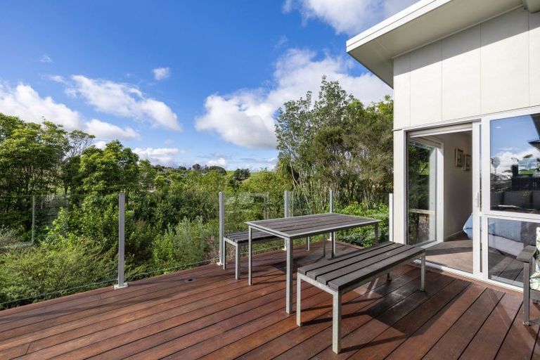 Photo of property in 5c Sunshine Rise, Raglan, 3225