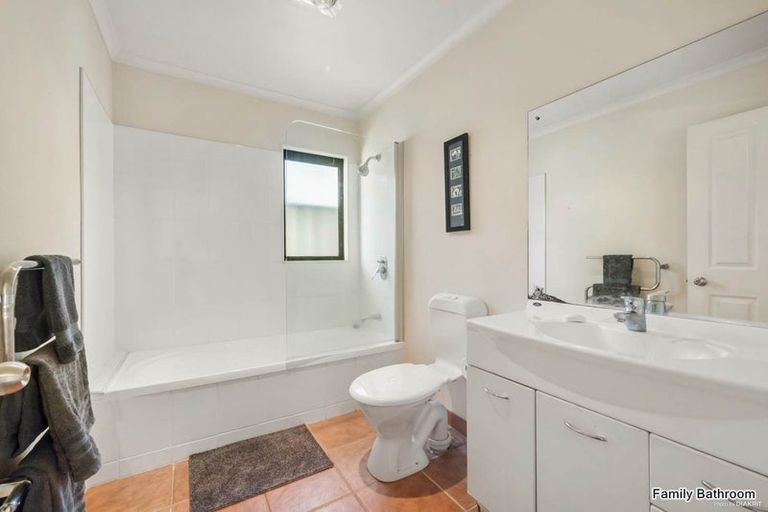 Photo of property in 54 Ian Sage Avenue, Long Bay, Auckland, 0630