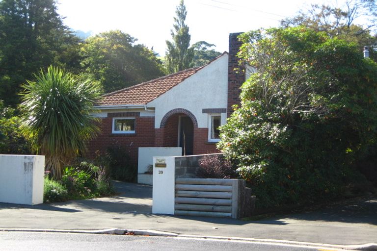 Photo of property in 39 Ainslee Place, North East Valley, Dunedin, 9010