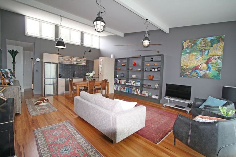 Photo of property in 52 Buller Street, New Plymouth, 4312