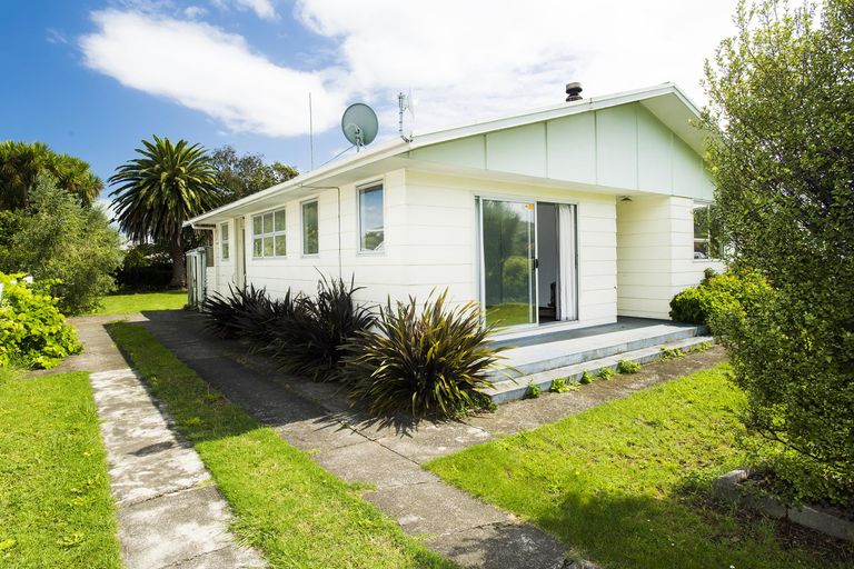 Photo of property in 72 Tyndall Road, Outer Kaiti, Gisborne, 4010