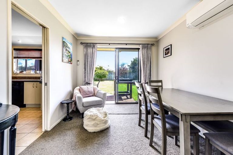 Photo of property in 5 Merlot Place, Rototuna, Hamilton, 3210