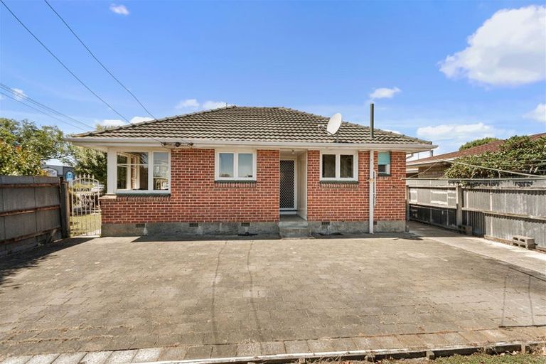 Photo of property in 2/102 Sturrocks Road, Casebrook, Christchurch, 8051