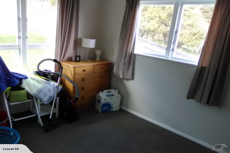 Photo of property in 32 Pencarrow Crescent, Wainuiomata, Lower Hutt, 5014