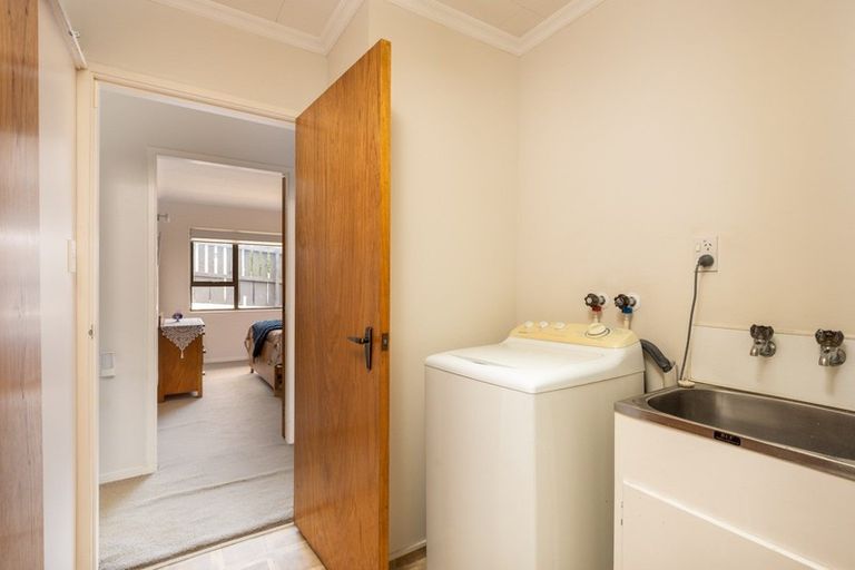Photo of property in 345 Devon Street West, New Plymouth, 4310