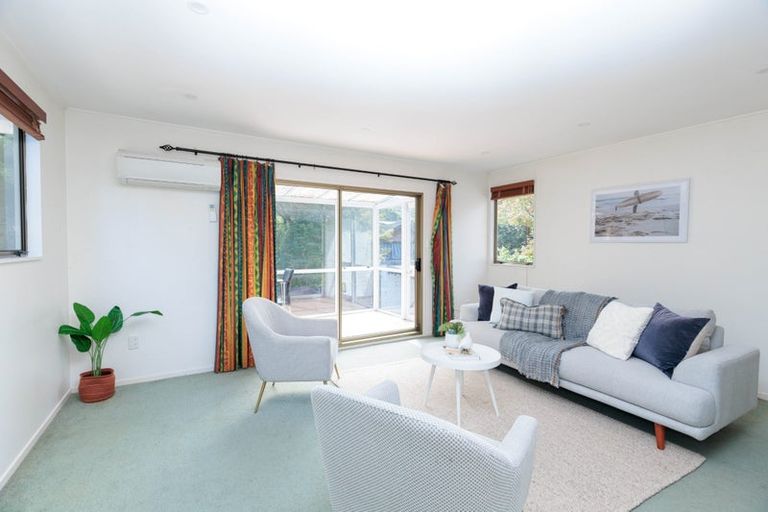 Photo of property in 34 Harbour View Road, Harbour View, Lower Hutt, 5010