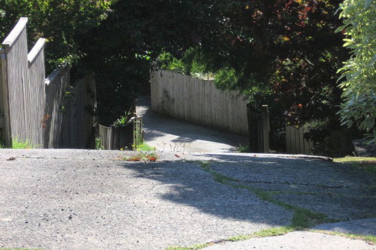 Photo of property in 63 Newhaven Terrace, Mairangi Bay, Auckland, 0630