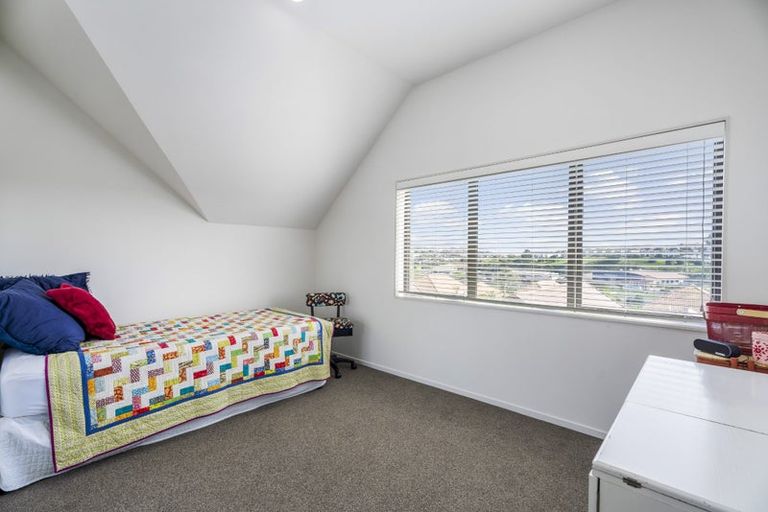 Photo of property in 10 Voyager Drive, Gulf Harbour, Whangaparaoa, 0930