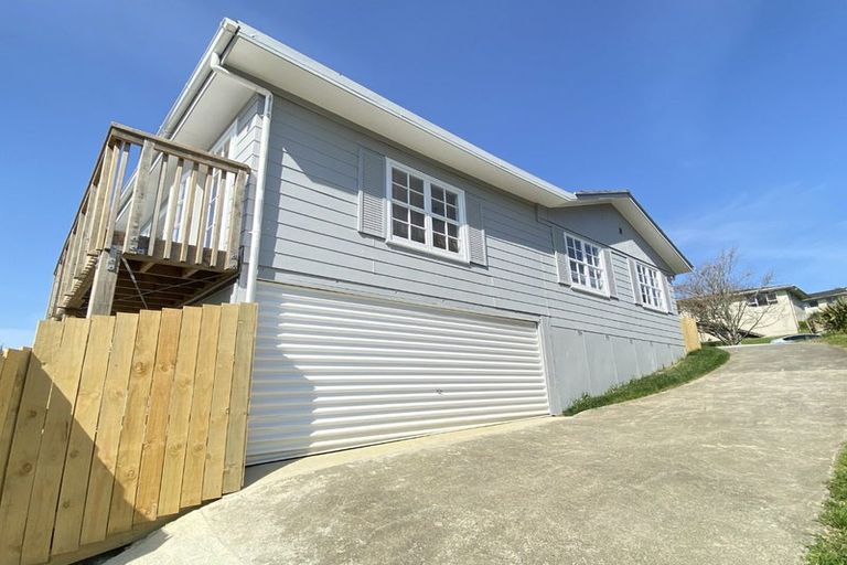 Photo of property in 28 Vandeleur Avenue, Birkdale, Auckland, 0626