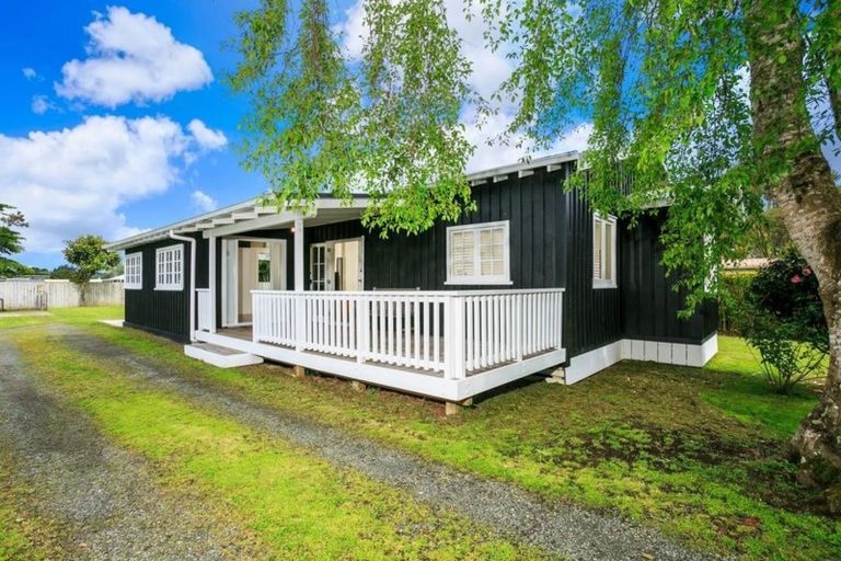 Photo of property in 16 Waitoki Road, Waitoki, Kaukapakapa, 0871