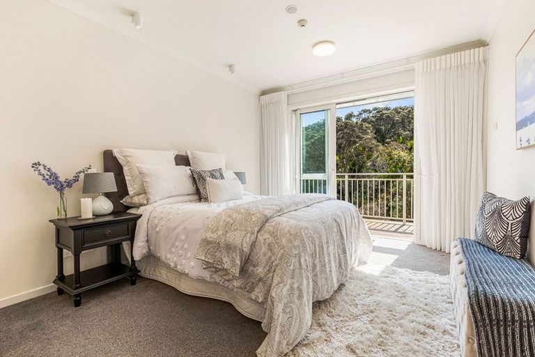 Photo of property in 90 Eaves Bush Parade, Orewa, 0931