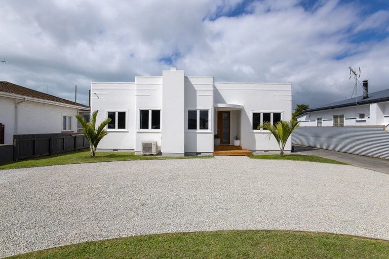 Photo of property in 54 Abbott Street, Te Hapara, Gisborne, 4010