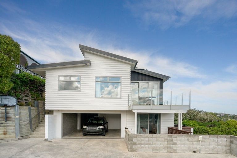 Photo of property in 93a Nevay Road, Miramar, Wellington, 6022