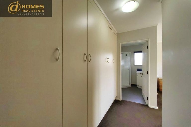 Photo of property in 3/263a Titirangi Road, Titirangi, Auckland, 0604