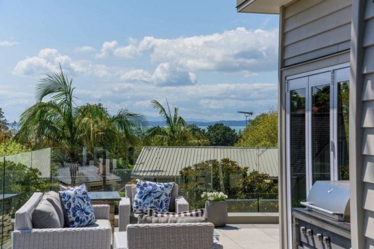 Photo of property in 33b Bleakhouse Road, Howick, Auckland, 2014